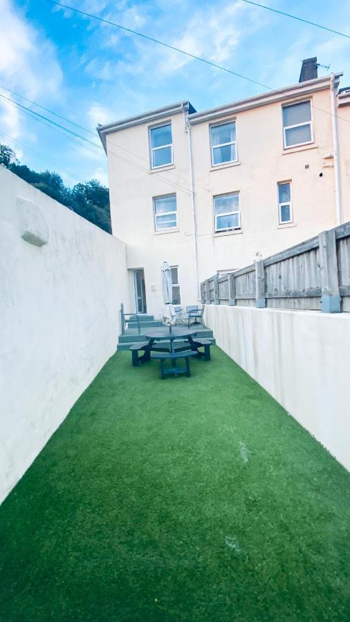 The Bonting Beautiful Three Bed Townhouse Near Harbour And Beach ทอร์คิ ภายนอก รูปภาพ